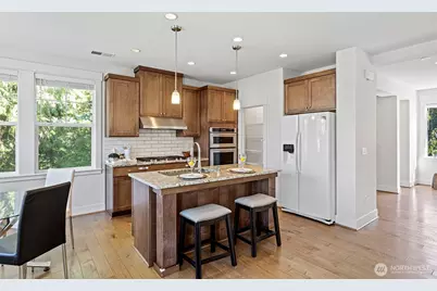 18521 46th Avenue SE, Bothell, WA 98012 - Photo 10