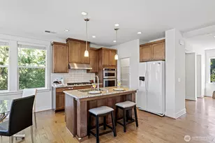 18521 46th Ave SE, Bothell, WA 98012 - Photo 10