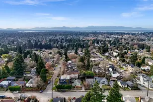 8907 5th Ave NE, Seattle, WA 98115 - Photo 30