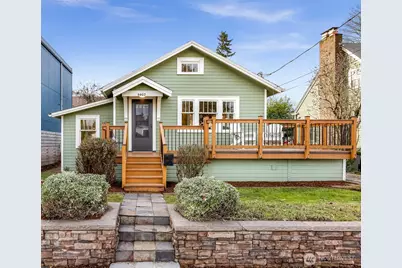 8907 5th Avenue NE, Seattle, WA 98115 - Photo 1