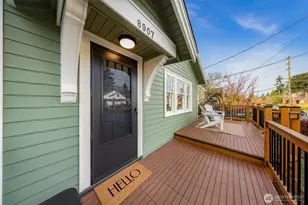 8907 5th Ave NE, Seattle, WA 98115 - Photo 4