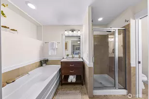 8907 5th Ave NE, Seattle, WA 98115 - Photo 20