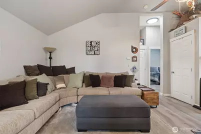 18949 Harris Avenue NE, Suquamish, WA 98392 - Photo 8