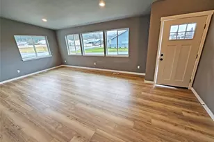 208 S Second St, Oakville, WA 98568 - Photo 14