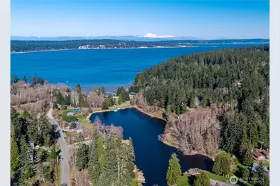 1095 Worthy Place, Greenbank, WA 98253 - Photo 38