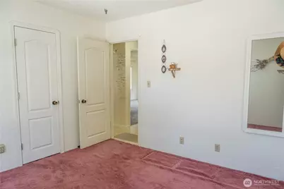 609 W Whitman Street, College Place, WA 99324 - Photo 6