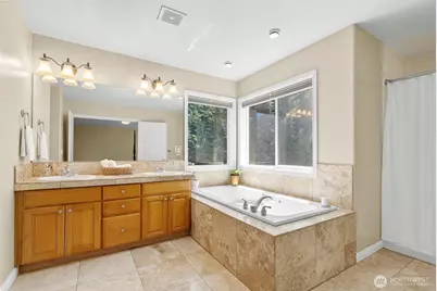 16715 NE 5th Street, Vancouver, WA 98684 - Photo 16