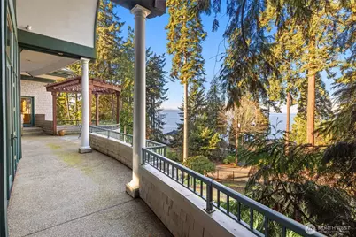 16340 Maplewild Avenue SW, Burien, WA 98166 - Photo 18