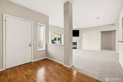 3626 224th Place SE #1314, Issaquah, WA 98029 - Photo 2