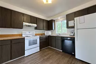 13051 37th Ave NE, Seattle, WA 98125 - Photo 6