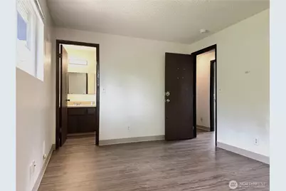 13051 37th Avenue NE, Seattle, WA 98125 - Photo 14