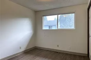 13051 37th Ave NE, Seattle, WA 98125 - Photo 10