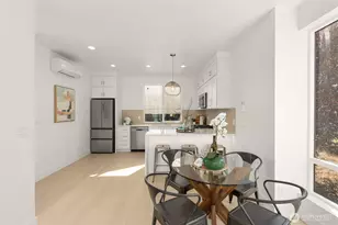 911 N 98th St, Seattle, WA 98103 - Photo 10