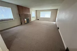 2001 NE 177th St, Shoreline, WA 98155 - Photo 6