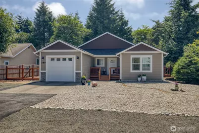 789 Island Circle SE, Ocean Shores, WA 98569 - Photo 1