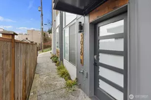 3026 SW Charlestown St, Seattle, WA 98126 - Photo 4