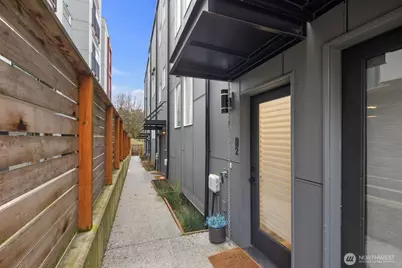 3026 SW Charlestown Street #B, Seattle, WA 98126 - Photo 10