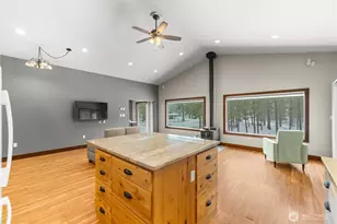 21 Twin Lakes Dr, Winthrop, WA 98862 - Photo 10