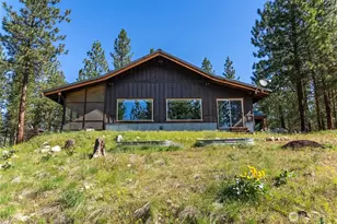 21 Twin Lakes Dr, Winthrop, WA 98862 - Photo 1
