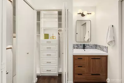 500 Aloha Street #E307, Seattle, WA 98109 - Photo 18