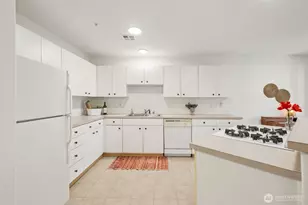 1318 37th St, Everett, WA 98201 - Photo 8