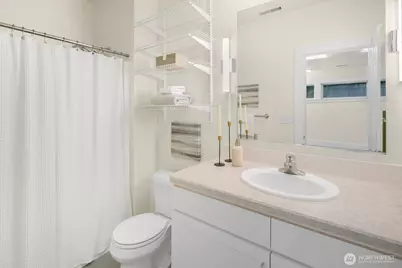 2901 28th Avenue W, Seattle, WA 98199 - Photo 24