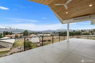 327 23rd St NE, East Wenatchee, WA 98802 - Photo 10