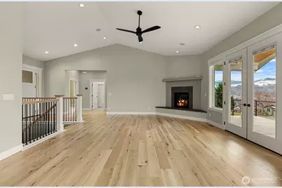 327 23rd Street NE, East Wenatchee, WA 98802 - Photo 8