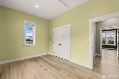 327 23rd Street NE, East Wenatchee, WA 98802 - Photo 26