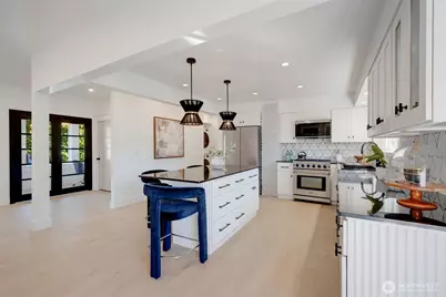 4205 5th Avenue NW, Seattle, WA 98107 - Photo 6