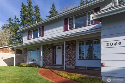 2044 Niagara Drive, Bellingham, WA 98229 - Photo 2