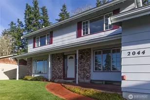 2044 Niagara Dr, Bellingham, WA 98229 - Photo 2