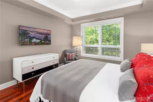 726 Boylston Ave E, Seattle, WA 98102 - Photo 16