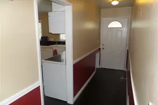 32 NE Tremont Dr, College Place, WA 99324 - Photo 2