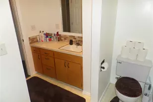 32 NE Tremont Dr, College Place, WA 99324 - Photo 10