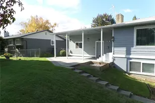 32 NE Tremont Dr, College Place, WA 99324 - Photo 28