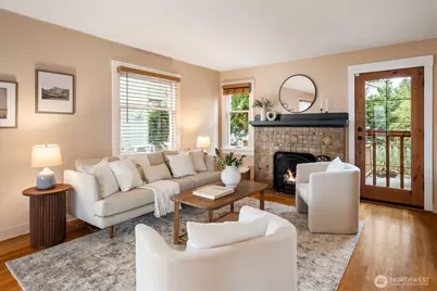 740 N 82nd Street, Seattle, WA 98103 - Photo 6