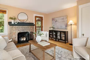 740 N 82nd St, Seattle, WA 98103 - Photo 4