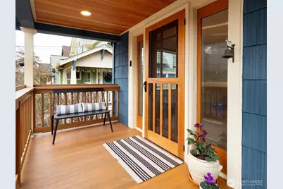 740 N 82nd Street, Seattle, WA 98103 - Photo 2