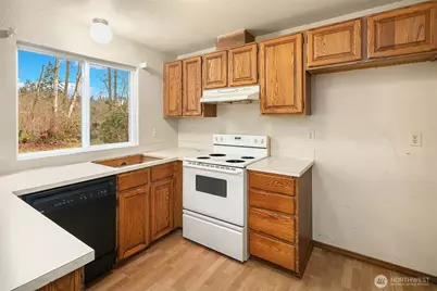 16711 6th Avenue SE, Bothell, WA 98012 - Photo 8