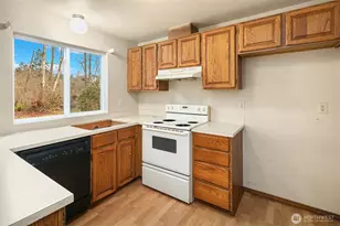 16711 6th Ave SE, Bothell, WA 98012 - Photo 8