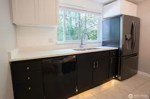 14002 NE 181st Pl, Woodinville, WA 98072 - Photo 10