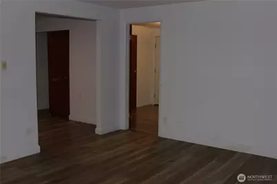 10415 Wilkeson Street S, Tacoma, WA 98444 - Photo 18