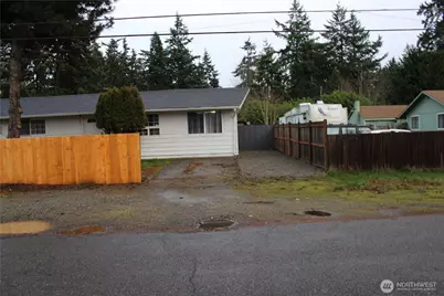 10415 Wilkeson Street S, Tacoma, WA 98444 - Photo 6