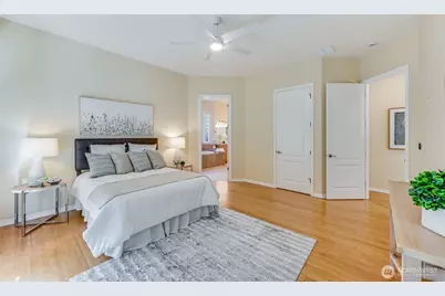 12115 Big Leaf Way NE, Redmond, WA 98053 - Photo 18