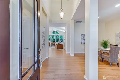 12115 Big Leaf Way NE, Redmond, WA 98053 - Photo 6