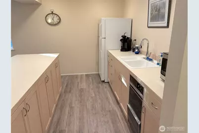 250 NW Dogwood Street #C201, Issaquah, WA 98027 - Photo 26