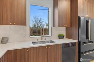 4106 49th Ave SW, Seattle, WA 98116 - Photo 8