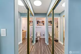 15325 Sunwood Blvd, Tukwila, WA 98188 - Photo 14