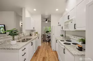 6773 SE Cougar Mountain Way, Bellevue, WA 98006 - Photo 6